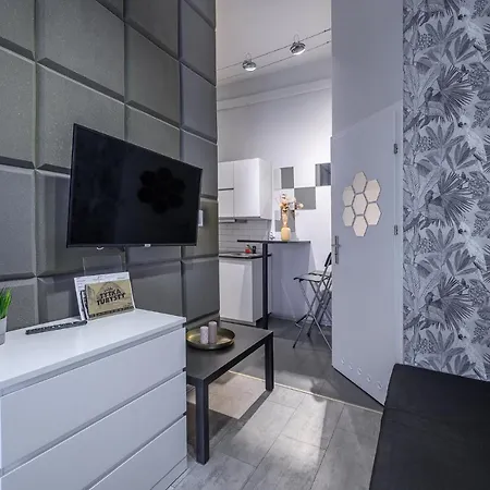 Rent-apart Center